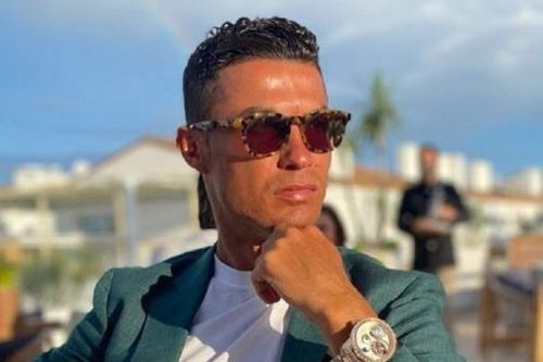 Cơ hội kinh doanh của Ronaldo tại Manchester