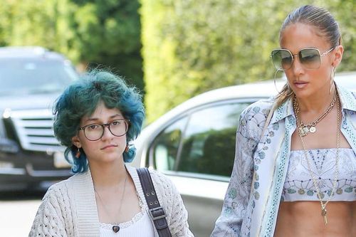 Con gái 13 tuổi của Jennifer Lopez
