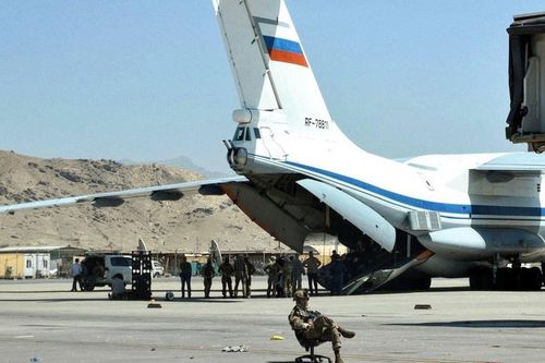 Vận tải cơ Nga tại Afghanistan gây sốc với trang bị cực độc