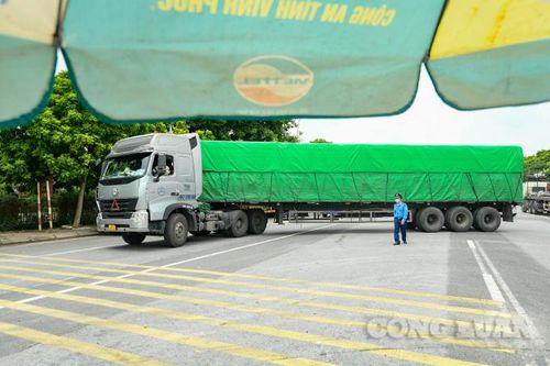 Huy động phương tiện vận tải, ứng phó với diễn biến của dịch COVID-19 tại Hà Nội