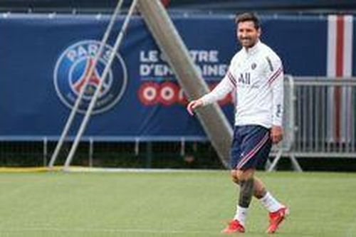 Messi được PSG đăng ký thi đấu, sẵn sàng ra sân trận gặp Reims