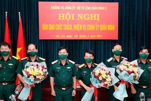Công bố quyết định nhân sự Ban Tổ chức Trung ương, Bộ Quốc phòng