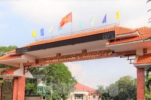 Bình Dương trưng dụng công viên 31ha làm bệnh viện dã chiến, Đồng Hới cách ly F1 tại nhà