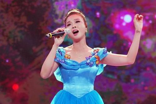 Ca sỹ Thái Bảo: Tôi từng bị đại gia gạ 'sống chung' với giá 50 ngàn USD