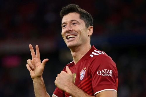 Lewandowski cán mốc đáng nhớ trong ngày Bayern vùi dập Hertha Berlin