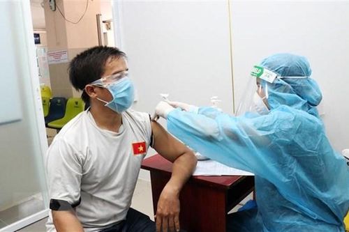 Hà Nội yêu cầu chấn chỉnh công tác tiêm chủng vaccine phòng COVID-19