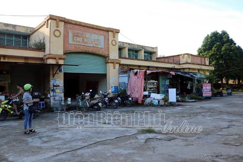 Đìu hiu chợ Đồi Cao