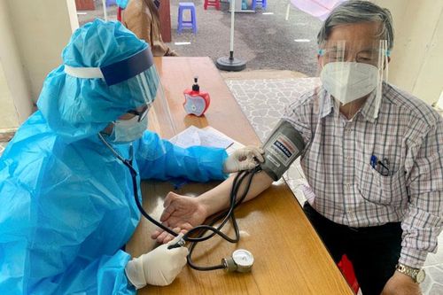 Lâm Đồng bắt đầu tiêm vắc xin phòng Covid-19 đợt 8