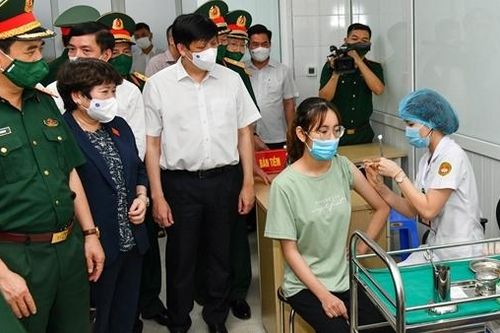 Bộ Y tế chưa cấp phép khẩn cấp vaccine Nanocovax