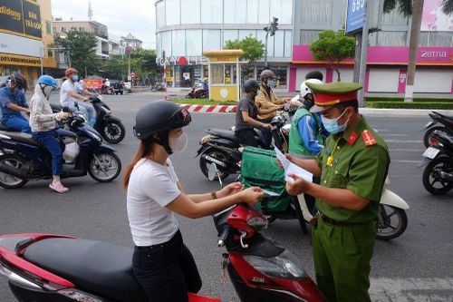 TP.HCM xử phạt hơn 6.200 người trong 1 tuần tăng cường giãn cách xã hội