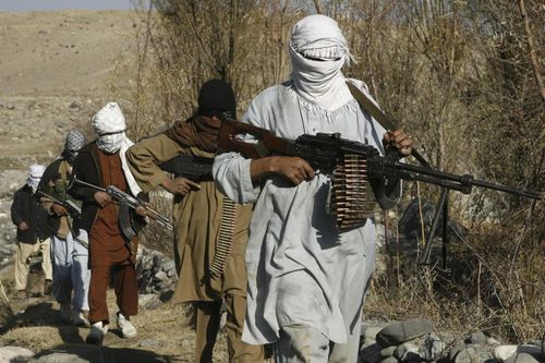 Người Afghanistan: 'Chúng tôi hết tiền và cũng không thể đi làm'