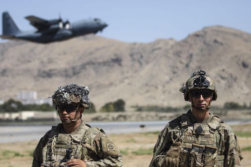 Mỹ tiến hành đợt rút quân cuối cùng khỏi sân bay Kabul
