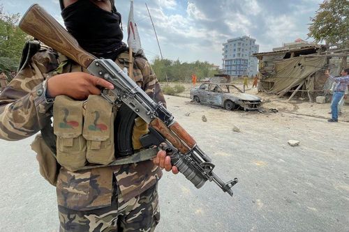 IS nhận trách nhiệm vụ nã tên lửa vào sân bay Kabul