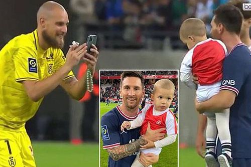 Chụp ảnh cùng con trai đối thủ, Messi có khoảnh khắc đáng nhớ nhất trận ra mắt PSG