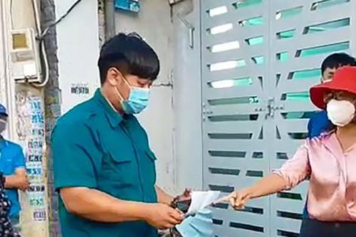 Vụ clip cự cãi giữa 2 tổ phòng chống dịch: Bí thư phường 4 và một công an viên TP Vũng Tàu làm bản kiểm điểm