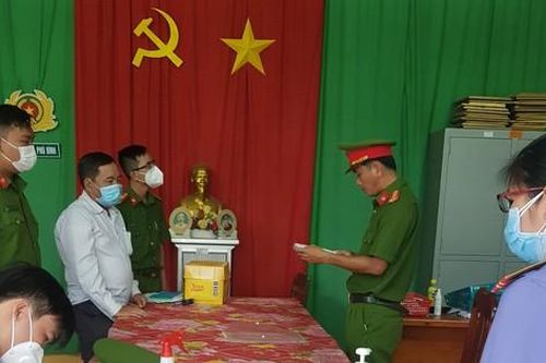 Nguyên Bí thư, Chủ tịch UBND xã ở huyện Phú Tân (An Giang) bị bắt