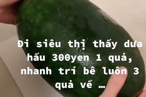 Mua dưa hấu rẻ bèo tại Nhật, thanh niên 'ngậm đắng nuốt cay'