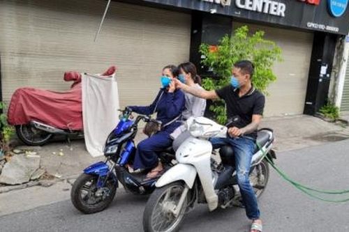 Hà Nội: Tạm giữ đối tượng cướp giật điện thoại di động tại quận Bắc Từ Liêm