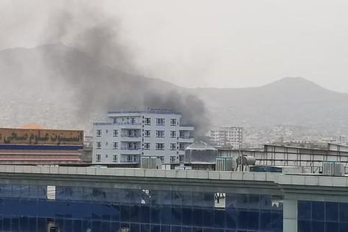 Quân đội Mỹ đánh chặn rocket nhắm vào sân bay Kabul