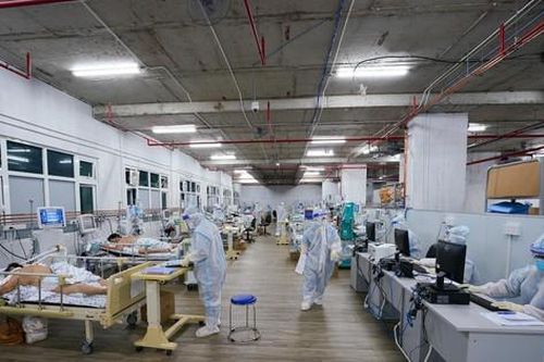 TPHCM: Tập trung thực hiện giảm tử vong, chặn nguy cơ lây nhiễm