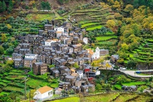 Những địa điểm du lịch đẹp nhất tại Bồ Đào Nha mà bạn không thể bỏ qua