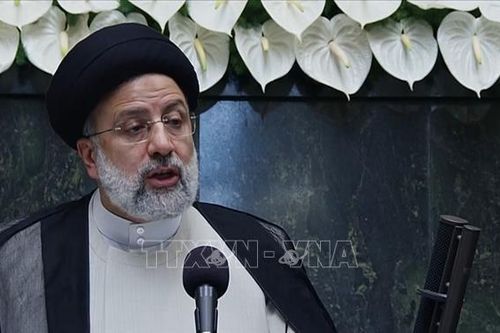 Tổng thống Iran khẳng định giải quyết vấn đề kinh tế độc lập với đàm phán hạt nhân