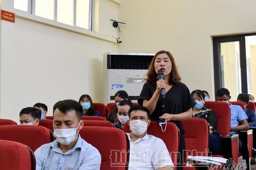 Lắng nghe ý kiến, nguyện vọng chính đáng của nhân dân