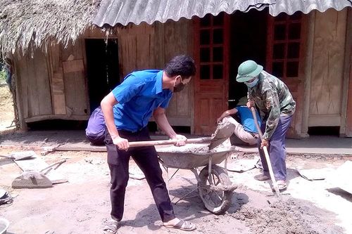Học và làm theo Bác ở Tạ Xá