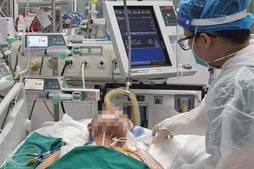Bộ Y tế: Đánh giá nguy cơ lây nhiễm COVID-19 mỗi ngày cho nhân viên y tế tại khu vực cách ly, điều trị