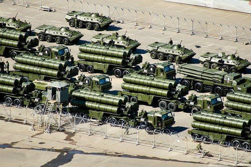 S-400 Nga bắt đầu bảo vệ bầu trời Belarus bất chấp nguy cơ lộ bí mật