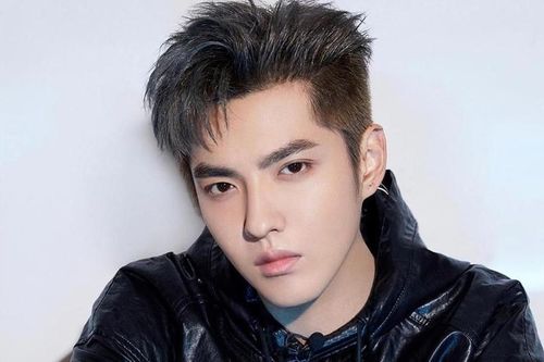Biến tướng văn hóa thần tượng ở showbiz Trung Quốc