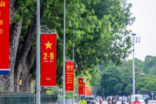 Hình ảnh đường phố Thủ đô trước ngày Quốc khánh 2/9