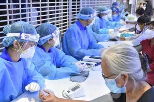 Ca mắc tăng cao, Bình Dương làm gì để cứu F0?