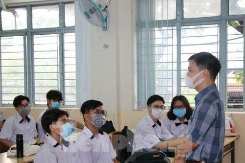 Ngày mai, 600.000 học sinh trung học TPHCM bước vào năm học mới như thế nào?