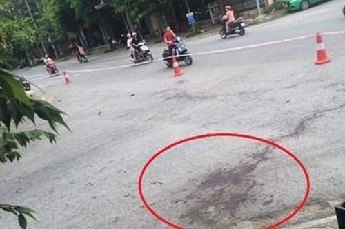Mâu thuẫn lúc ăn đêm, hai nhóm thanh niên lao vào hỗn chiến