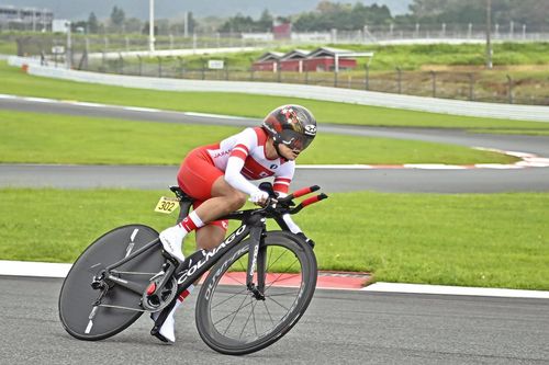 Paralympic Tokyo: Nữ cuarơ đi vào lịch sử với tấm HCV ở tuổi 50
