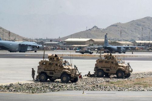 Mỹ phá hủy hơn 70 máy bay trước khi rút hết quân khỏi Afghanistan