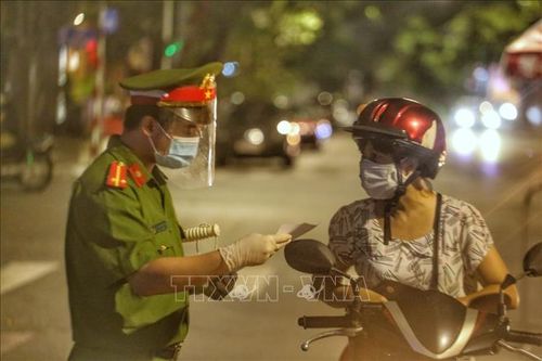 Xử phạt nhiều trường hợp vi phạm quy định chống dịch COVID-19