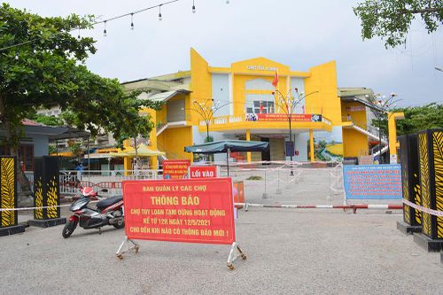 Chợ Túy Loan hoạt động trở lại