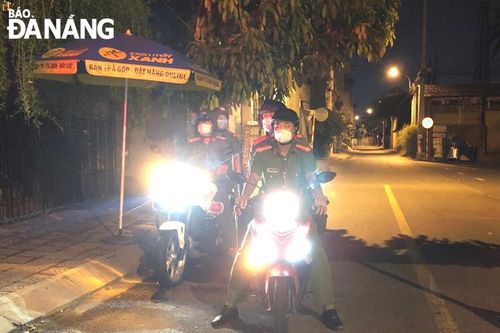 Một ngày làm việc của lực lượng công an