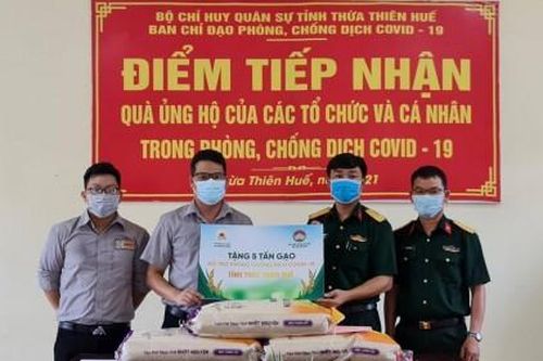 Chính trị - Xã hội An sinh xã hội Tặng 5 tấn gạo cho khu cách ly