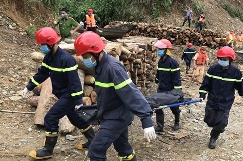 Không để bị động khi xảy ra lũ quét, sạt lở đất