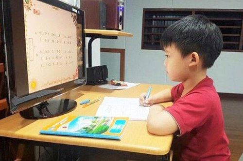 Chủ tịch UBND cấp tỉnh quyết định thời điểm bắt đầu năm học mới nếu dịch phức tạp