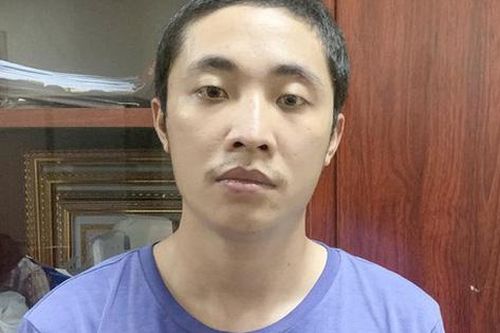 Nam thanh niên vẫn 'kinh doanh mại dâm' giữa mùa dịch