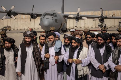 Số phận bi thảm của 'lực sĩ bầu trời' C-130H Afghanistan vừa được hé lộ