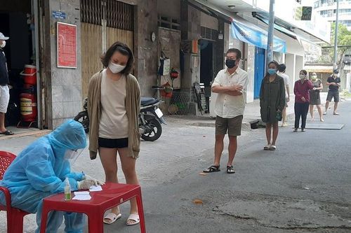 TP Hồ Chí Minh: Số ca nhiễm Covid-19 có xu hướng giảm