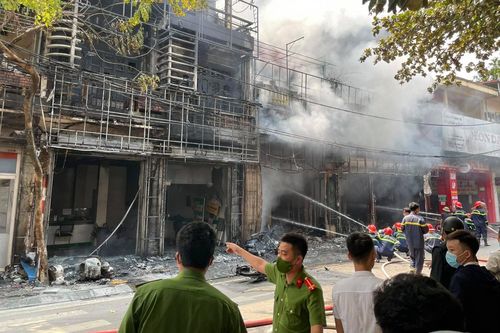 Bắt thủ phạm gây ra vụ cháy 3 cửa hàng tại thành phố Phúc Yên