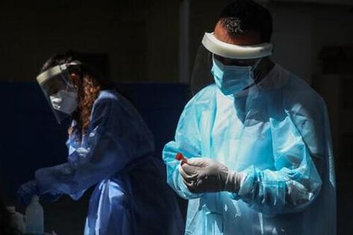 Israel: Số ca mắc mới cao kỉ lục, vẫn quyết tâm mở cửa trường học