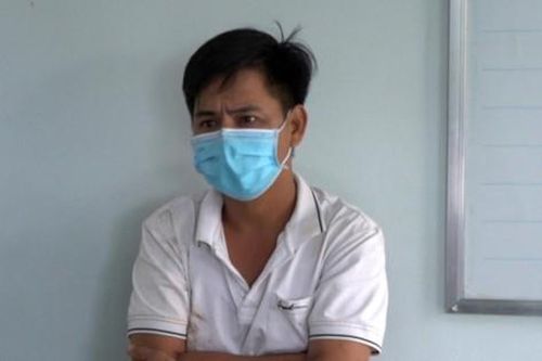Qua chốt bất thành, đấm sưng mắt cán bộ CSGT