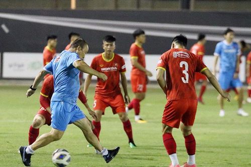 Tuyển Việt Nam: HLV Park Hang Seo bị học trò 'chơi xỏ'